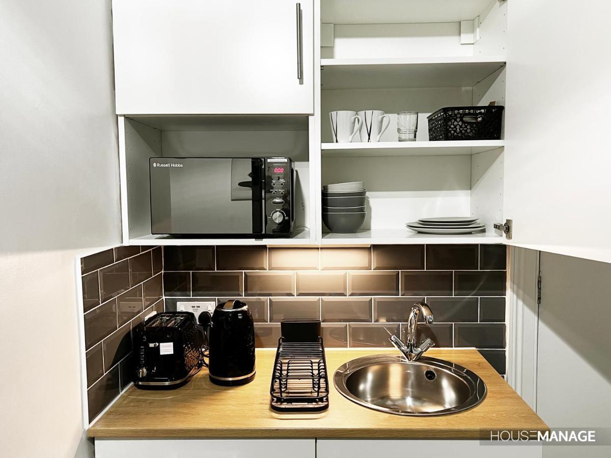 Erin Court Mansion - Rm 11 Hotel ครอยดอน ภายนอก รูปภาพ